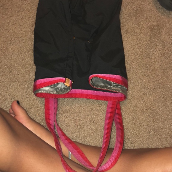 black waterproof kate spade purse - Picture 4 of 4